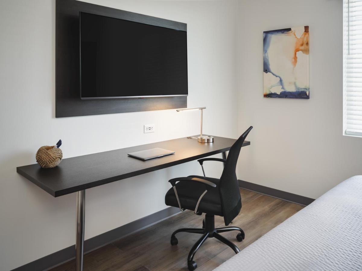 Stayapt Suites Дотан Экстерьер фото